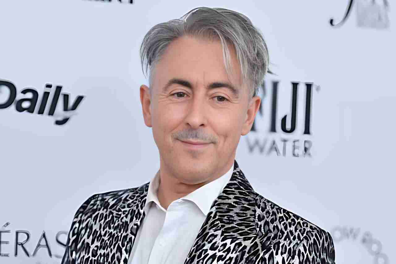 Alan Cumming Net Worth 2024 - Age, Bio, Wife, Height, Secrets & Facts!