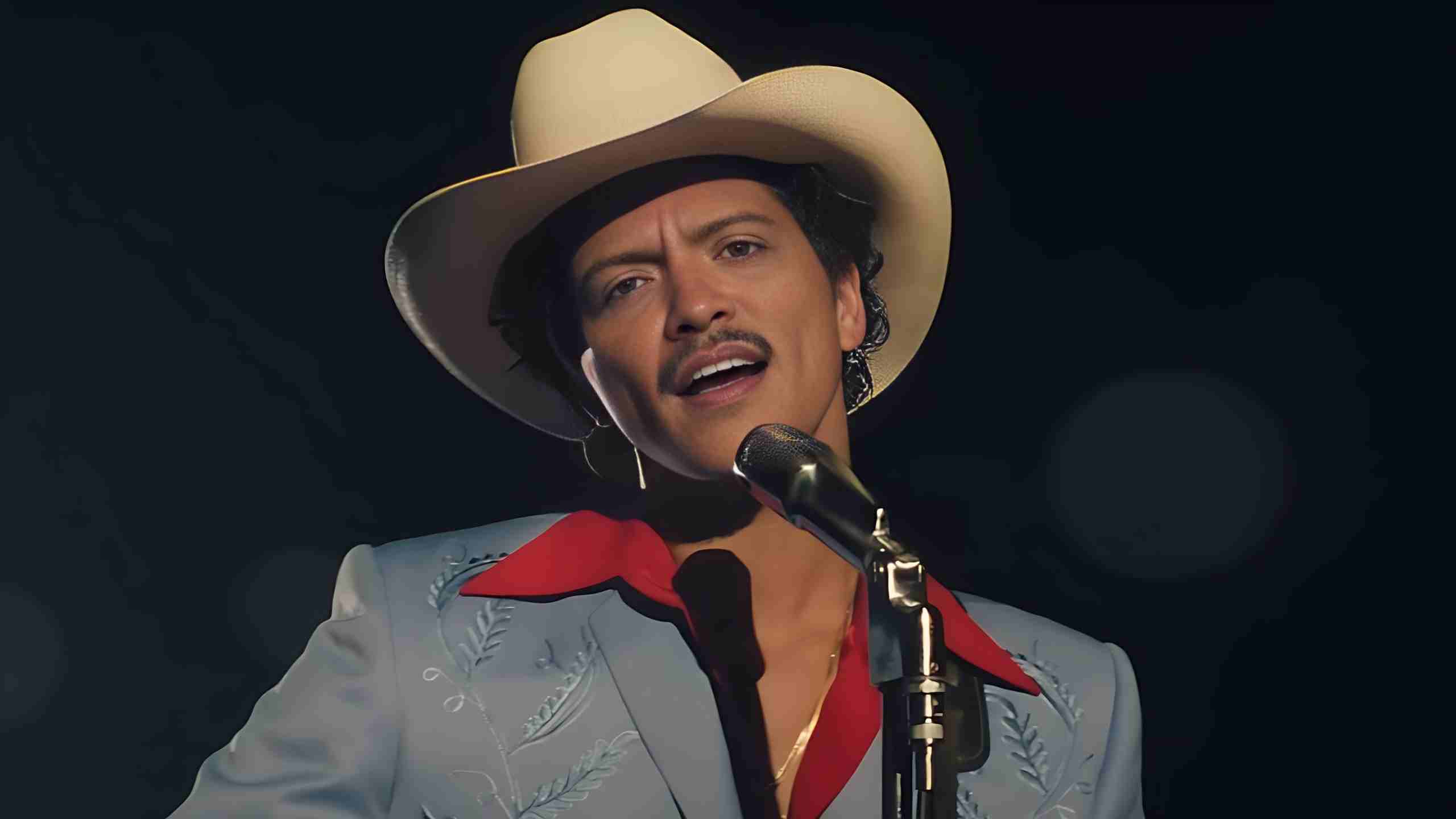 Bruno Mars Net Worth 2024 - Age, Bio, Wife, Height, Secrets & Facts!